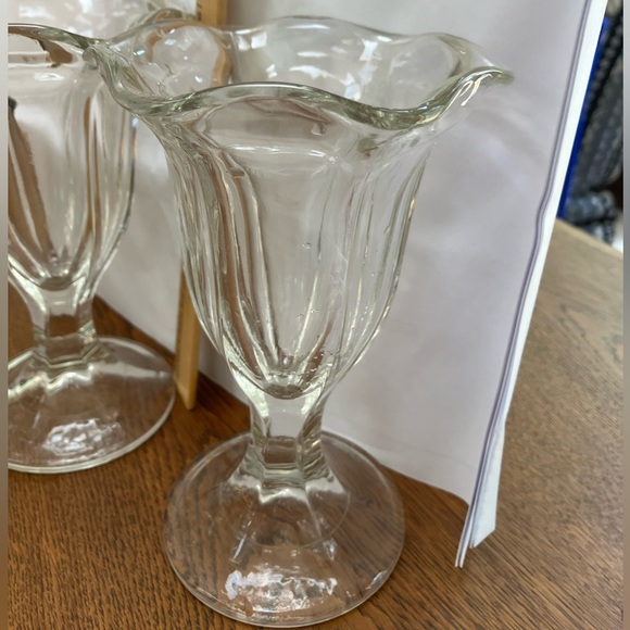 Set of 3 vintage ice cream sundae dishes, 6” tall. Heavy duty. No imperfections. - Picture 3 of 3